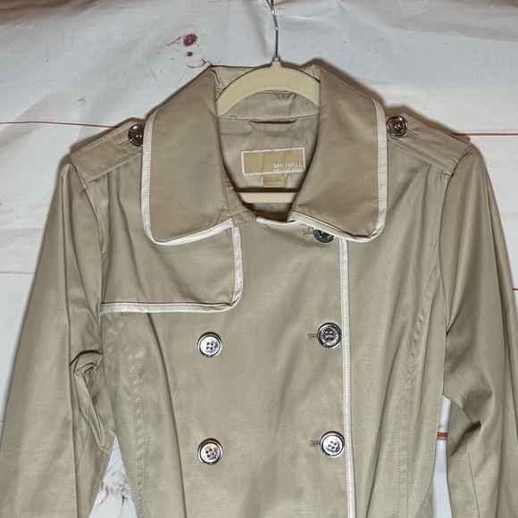 Michael Kors Beige Double-Breasted Trench Coat - Picture 2 of 8